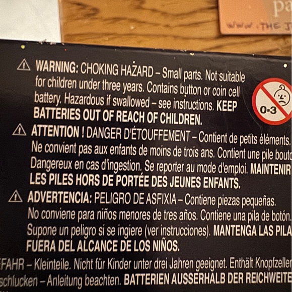 NEW🔥PAW Patrol SKYE, Figure & DELUXE Jet ACTION SET! Batteries Included! 3+ - Picture 7 of 11
